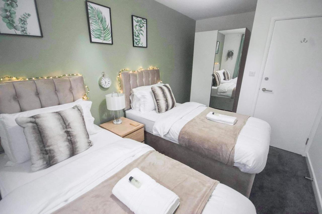 Affordable Digs Nr City Centre Sleeps5 Free Secure Parking Ковънтри Екстериор снимка